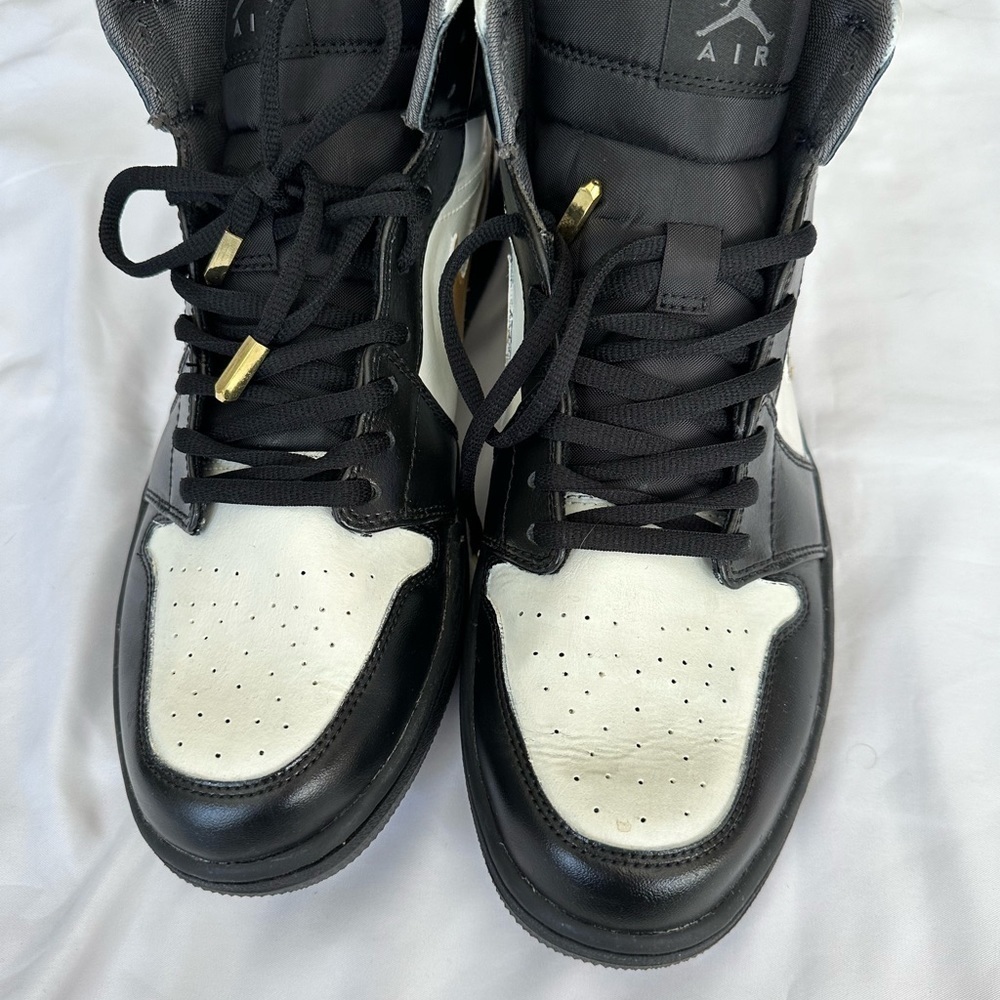 NIKE AIR JORDAN CUSTOM PAINTED MENS SNEAKERS - Picture 7 of 8